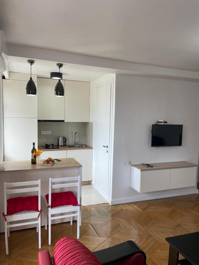 באטומי Apartment 2 Minutes From The Sea מראה חיצוני תמונה